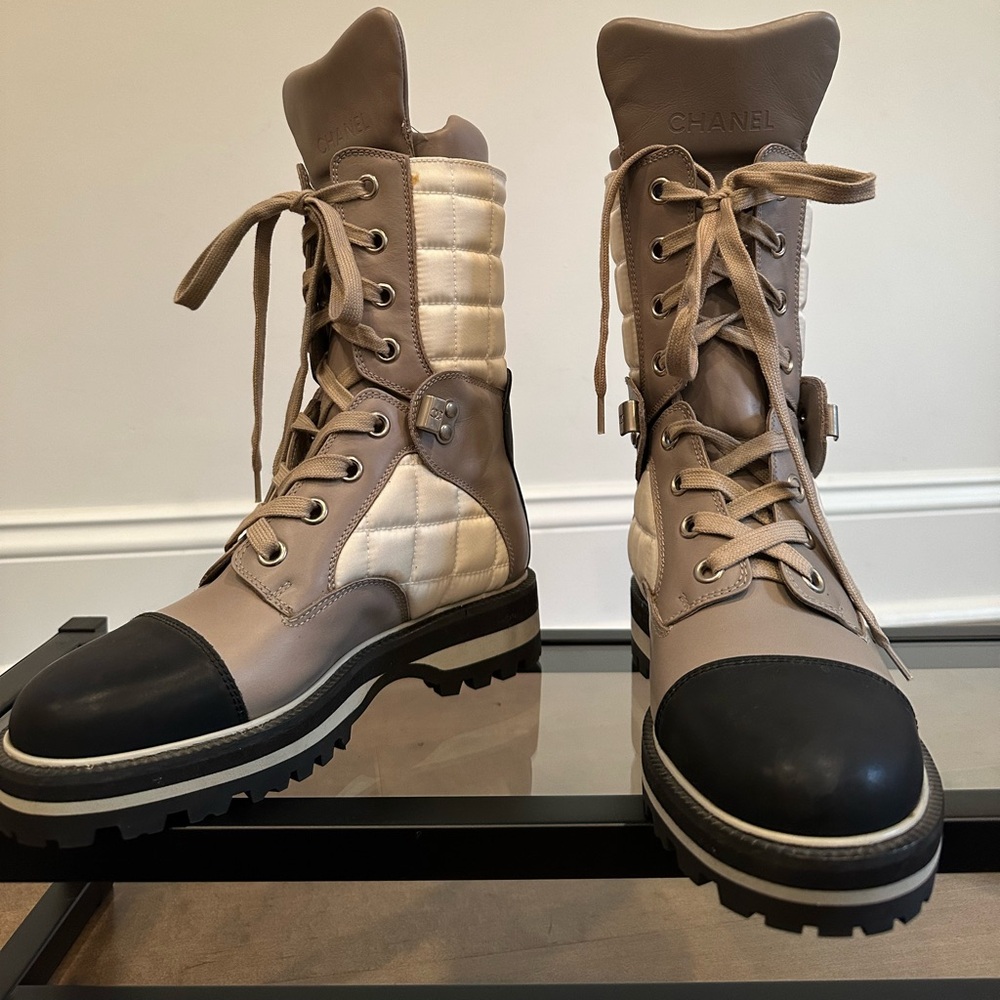 Chanel Vintage 2000 Combat Boots - Picture 8 of 9